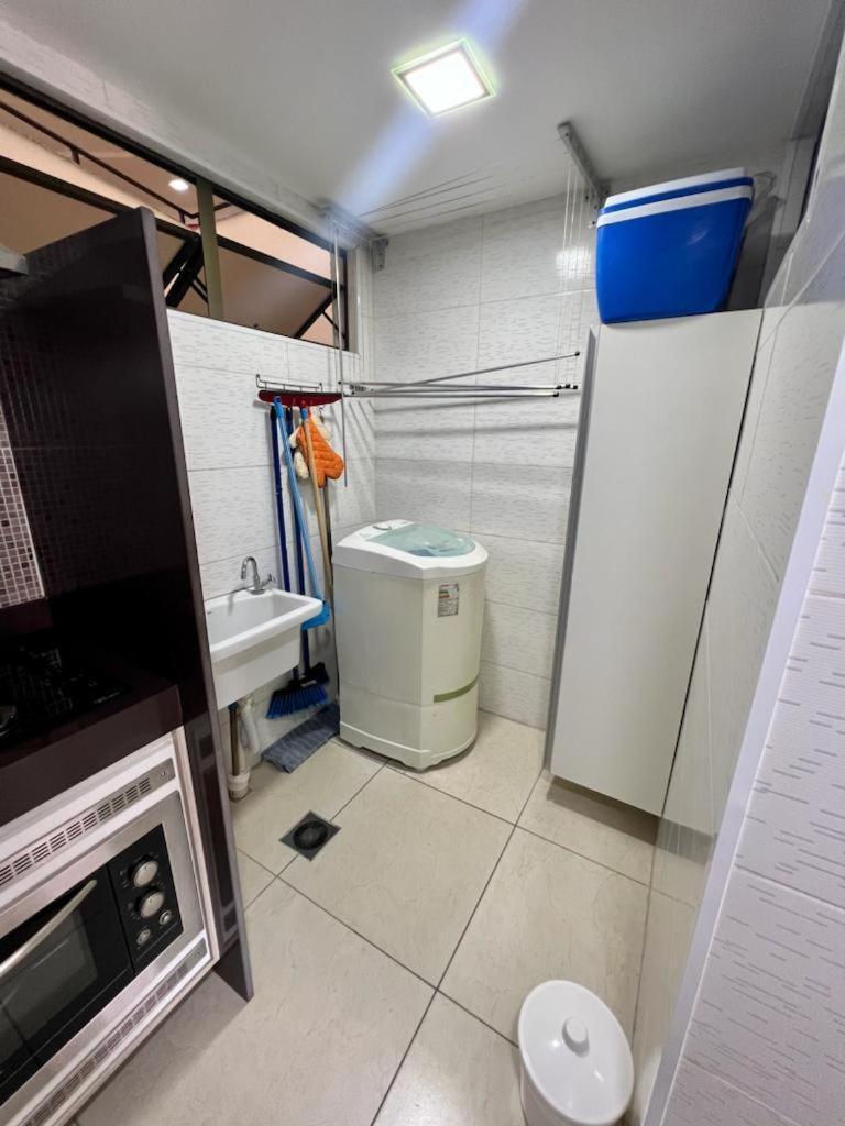 A Beira-mar Com Piscina Apartment *